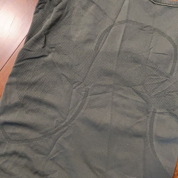 Lululemon dark olive swiftly Racerback - Picture 2 of 3